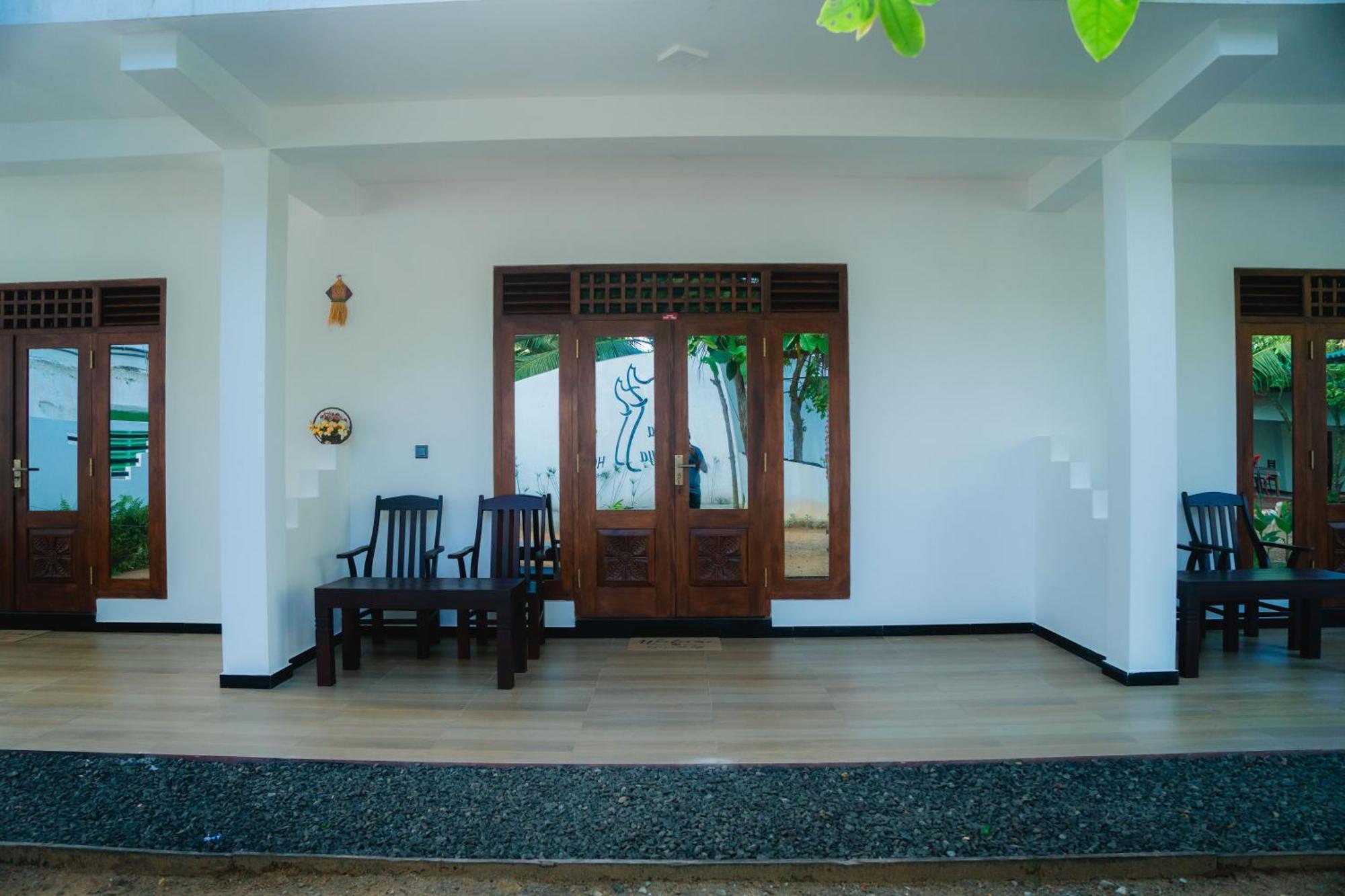 Aliya Aliya Hikkaduwa Hotel Buitenkant foto