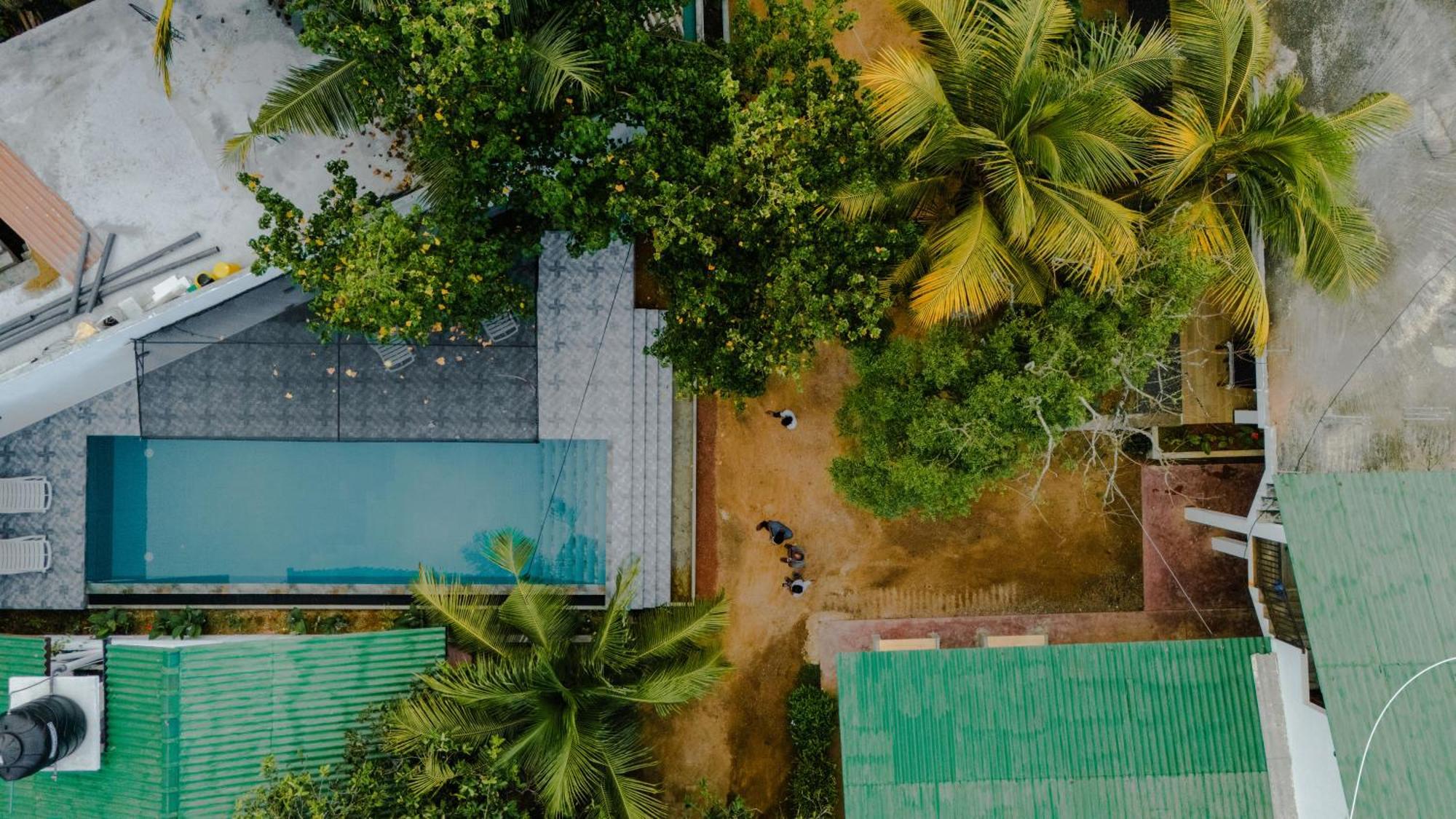 Aliya Aliya Hikkaduwa Hotel Buitenkant foto