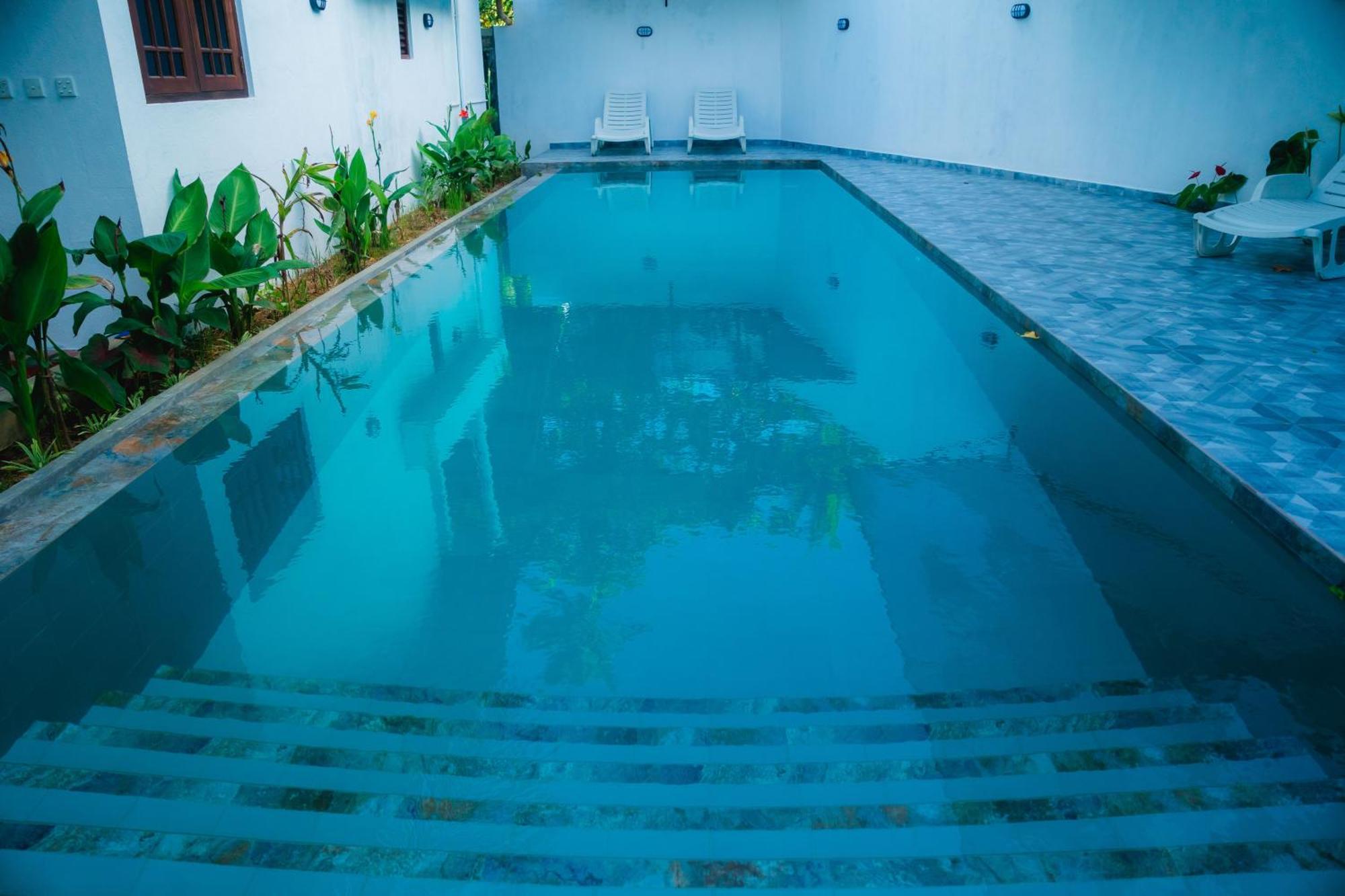 Aliya Aliya Hikkaduwa Hotel Buitenkant foto